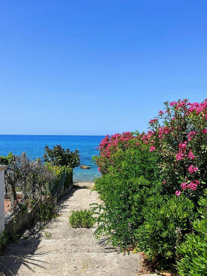 Villetta Sul Mare Acquedolci Exterior photo